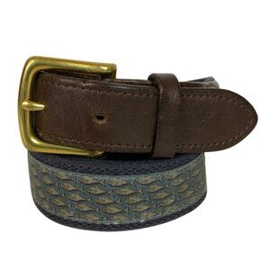 Vineyard Vines Mens Belt Size 32 Fish Pattern Leather Tabs Brass Buckle USA